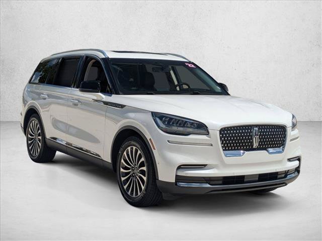 Used 2022 Lincoln Aviator Reserve w/ Equipment Group 201A RWD image 3