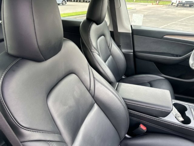 Used 2023 Tesla Model Y Long Range AWD/4WD image 36