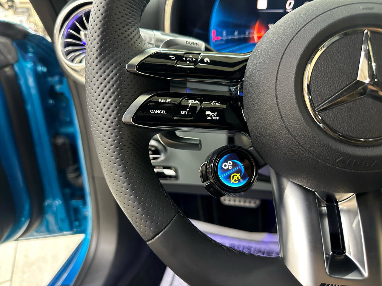 Used 2024 Mercedes-Benz SL 43 AMG image 27