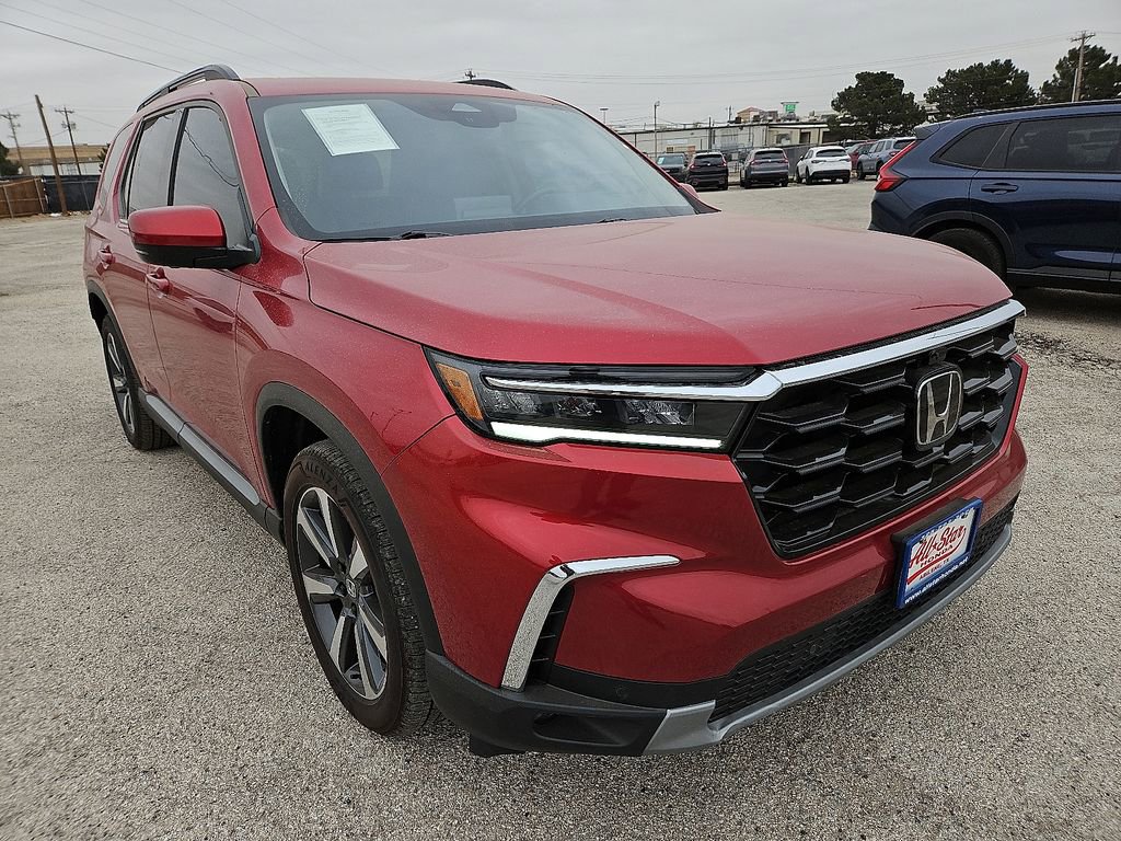 Used 2025 Honda Pilot Elite image 11