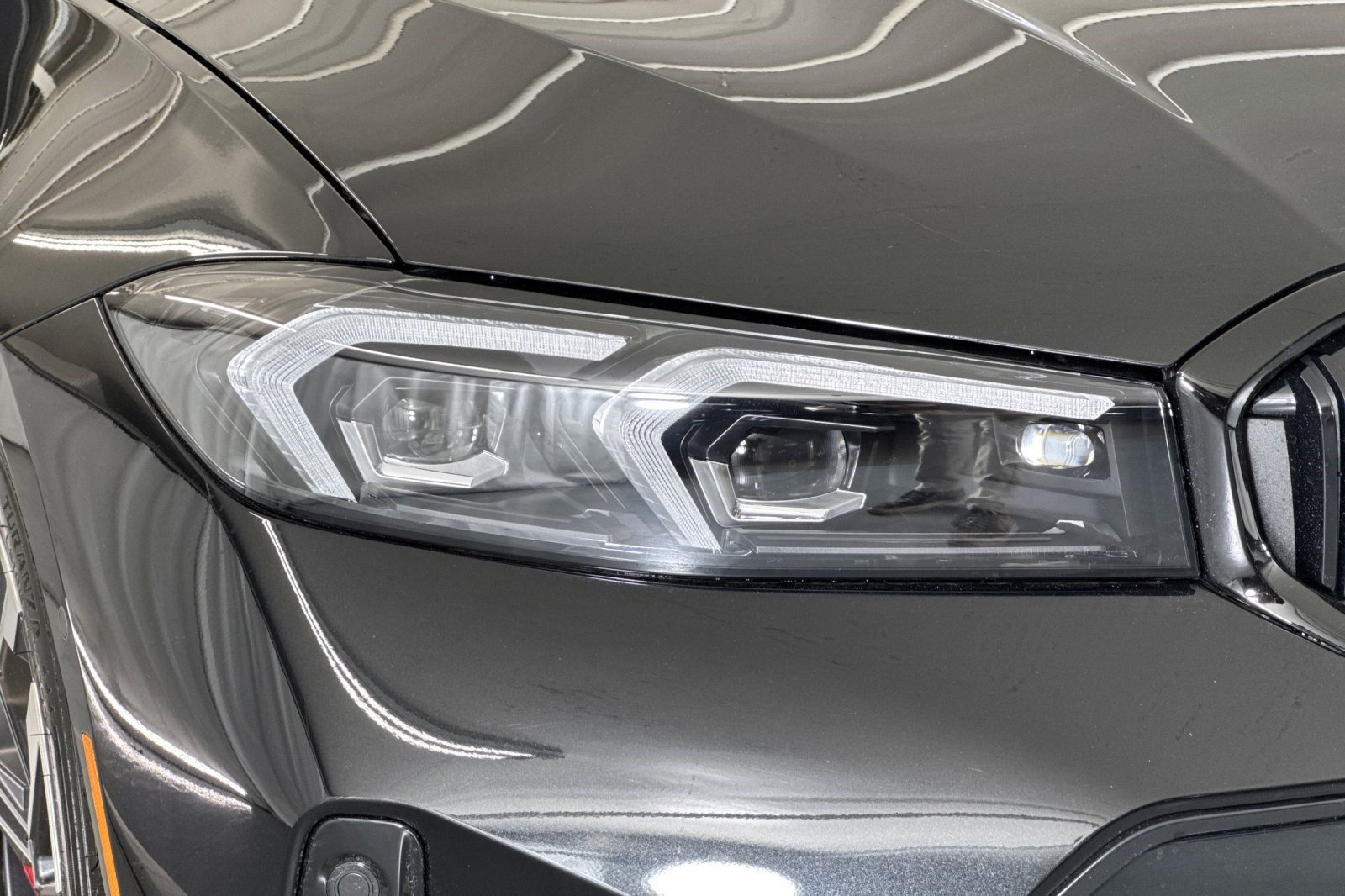 New 2026 BMW 330i Sedan w/ M Sport Package RWD image 11