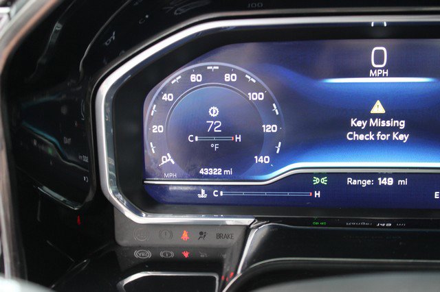 Used 2024 Chevrolet Silverado 2500 LT w/ Convenience Package image 10