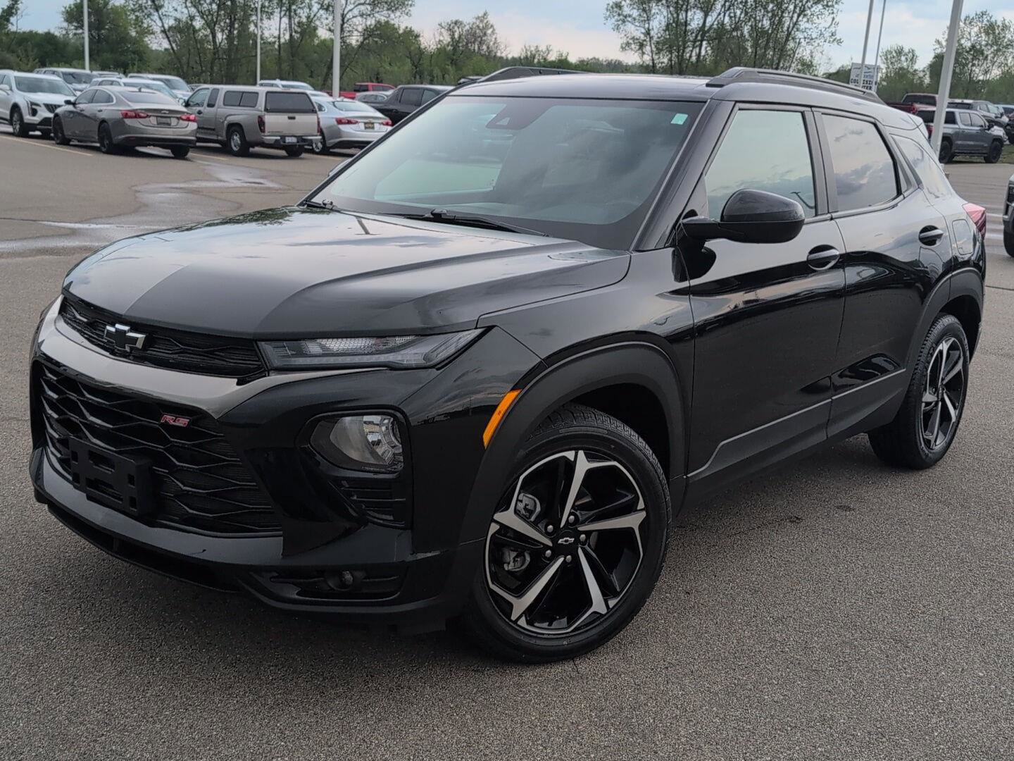 Used 2023 Chevrolet TrailBlazer RS w/ Sun and Liftgate Package FWD image 13