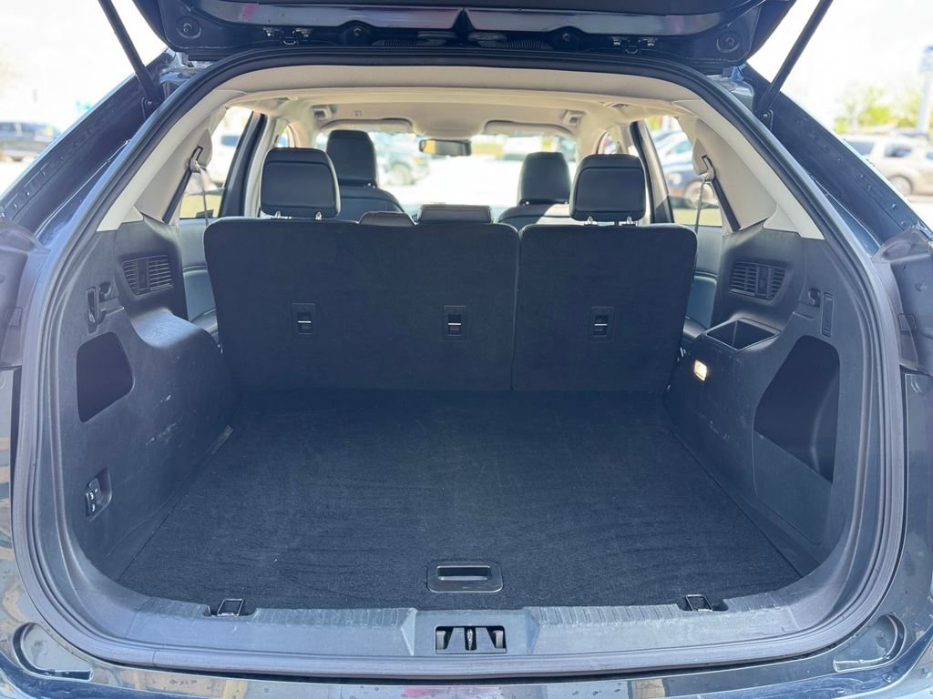 Used 2024 Ford Edge SEL w/ Sport Appearance Package image 29