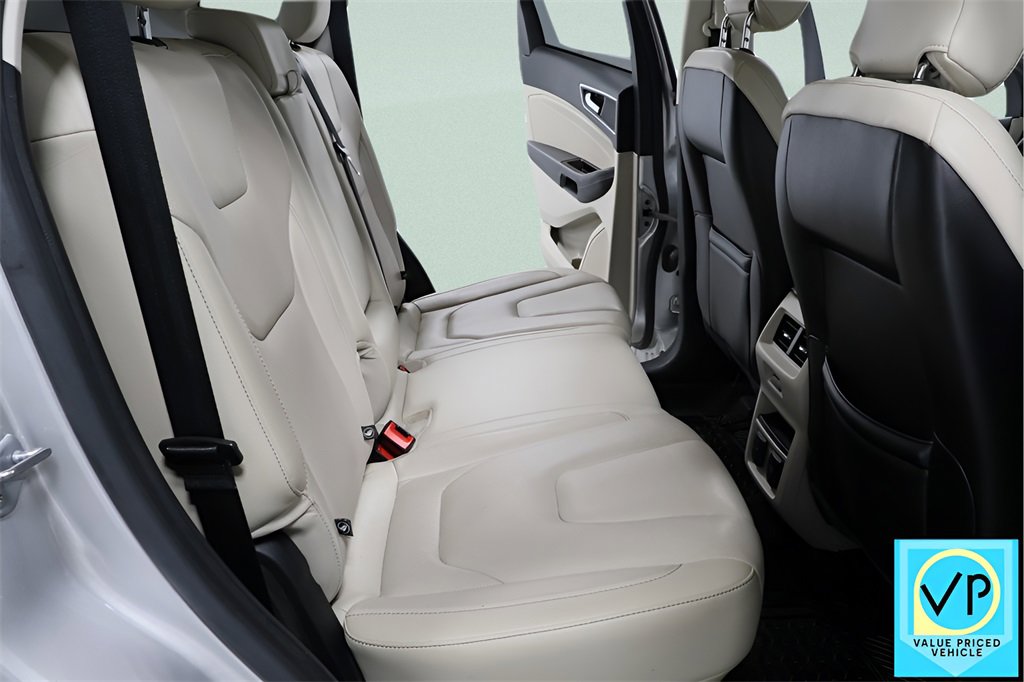 Used 2018 Ford Edge Titanium w/ Equipment Group 301A image 32