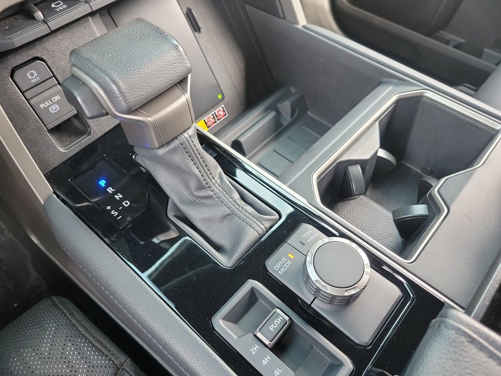 Used 2025 Toyota Tundra Limited image 13