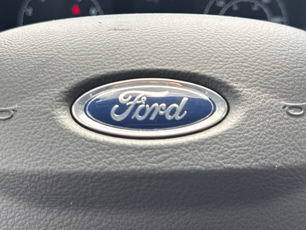 Used 2024 Ford Transit 250 Low Roof AWD w/ Exterior Upgrade Package image 25