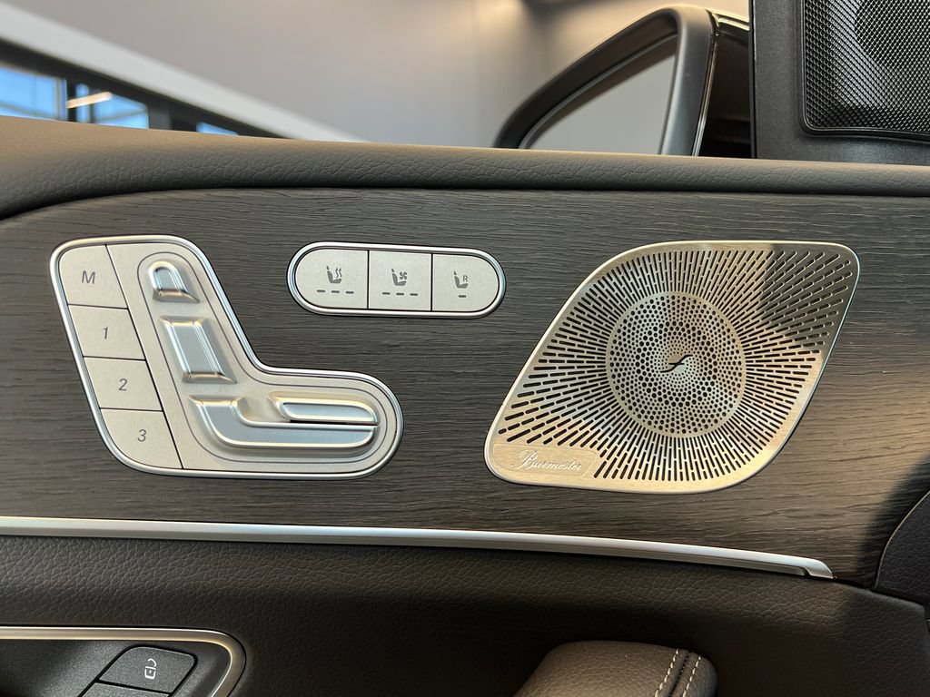 New 2026 Mercedes-Benz GLS 450 4MATIC image 12