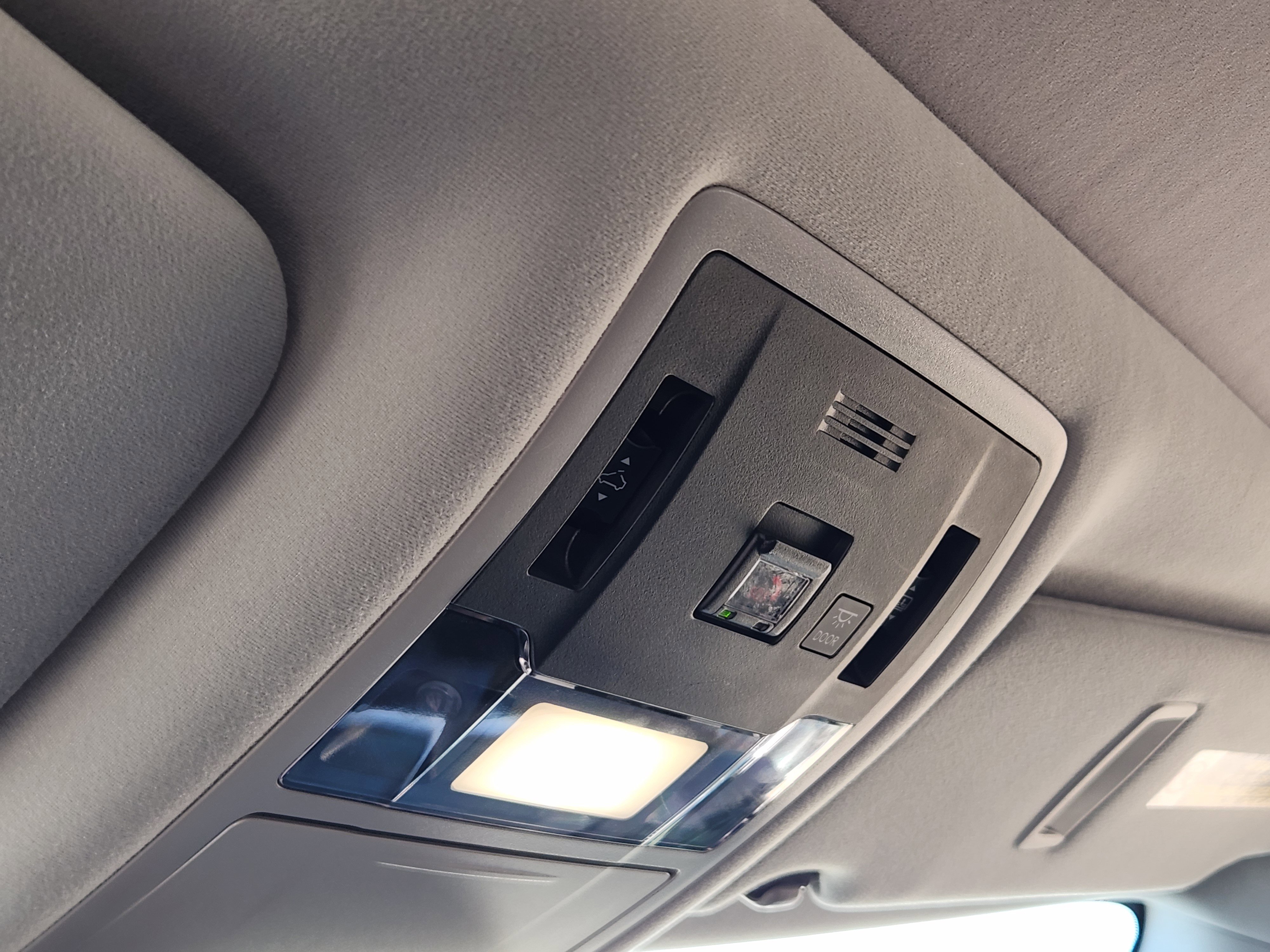 Certified 2022 Lexus RX 450h AWD w/ Premium Package image 36