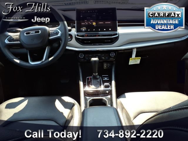 Certified 2024 Jeep Compass Limited AWD/4WD image 13
