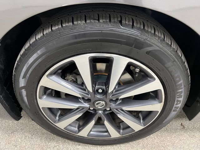 Used 2017 Nissan Altima 2.5 SL w/ Moonroof Package image 14