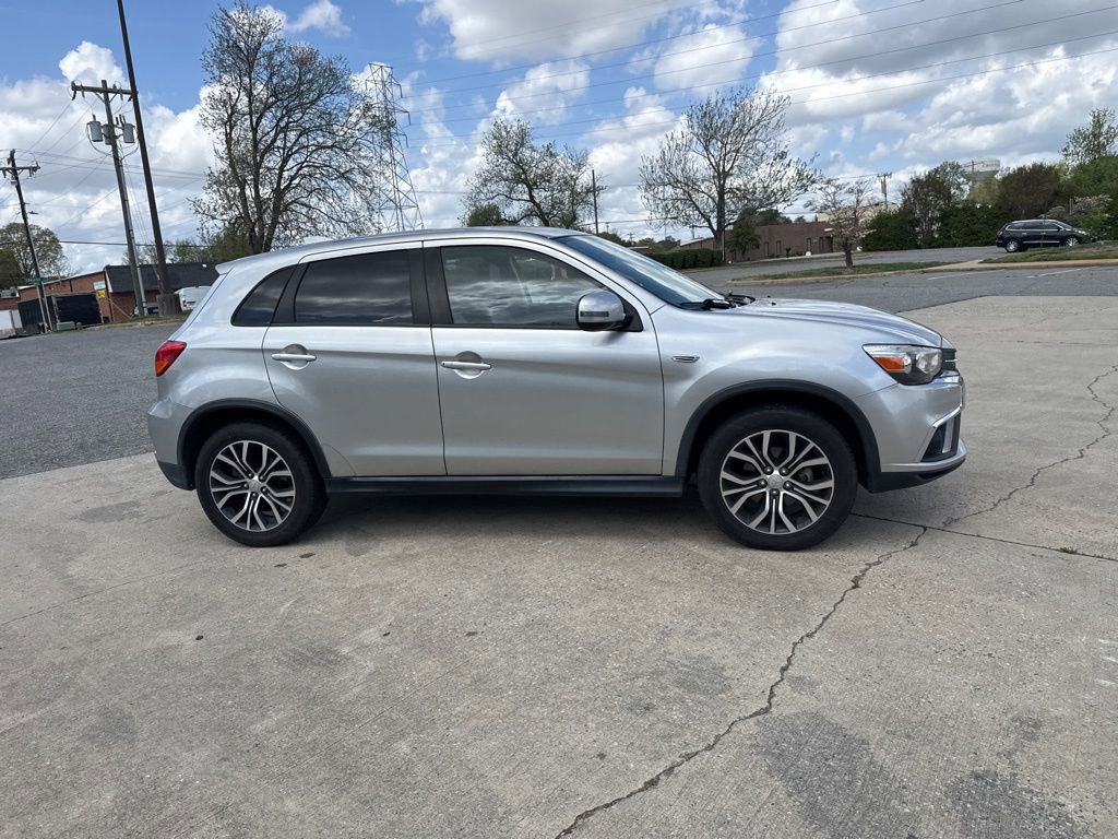 Used 2018 Mitsubishi Outlander Sport SE image 6
