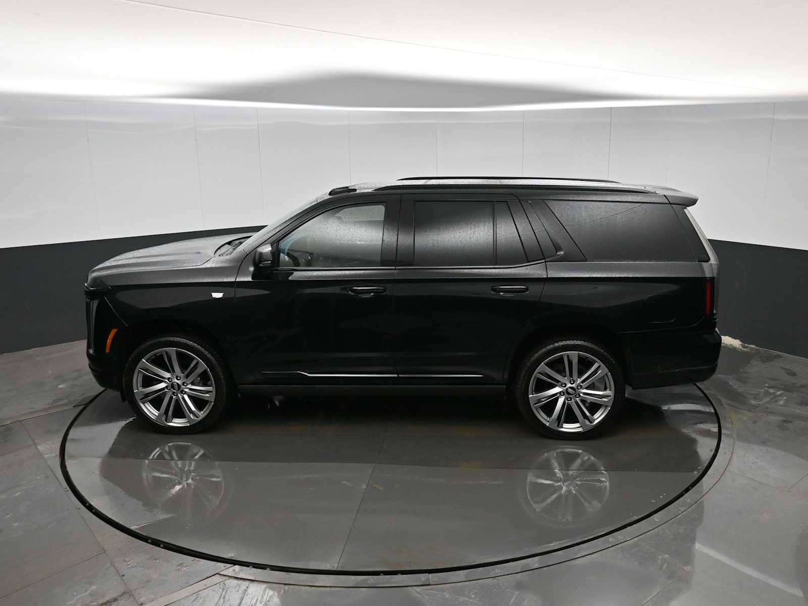 Used 2025 Cadillac Escalade Sport w/ Touring Package image 29