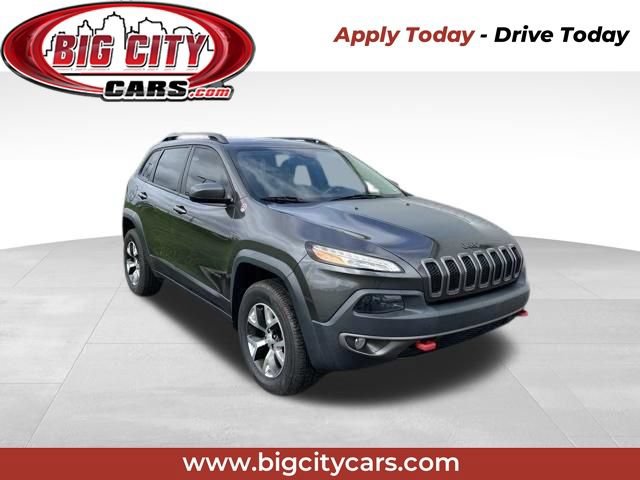 Used 2017 Jeep Cherokee Trailhawk AWD/4WD image 1