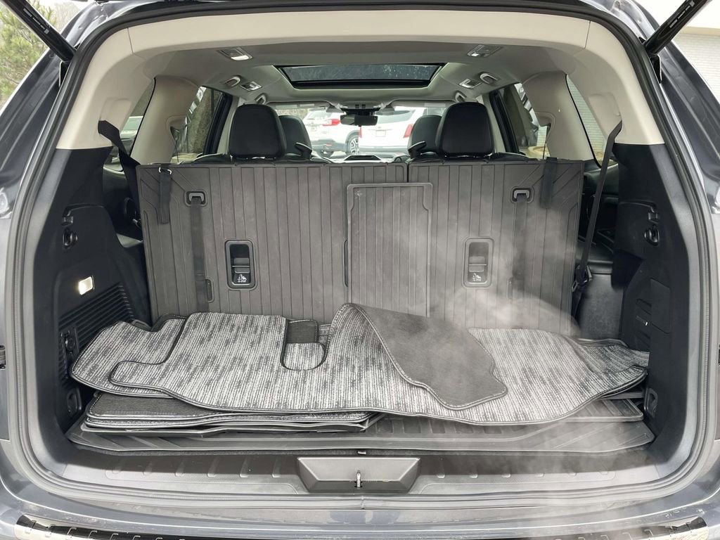 Used 2025 Subaru Ascent Bronze Edition w/ Onyx Package image 10