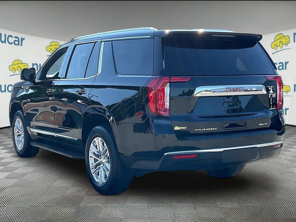Used 2023 GMC Yukon SLT w/ SLT Premium Package AWD/4WD image 4
