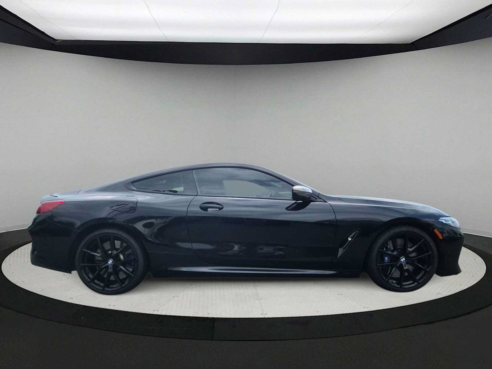 Used 2021 BMW M850i xDrive Coupe AWD/4WD image 9