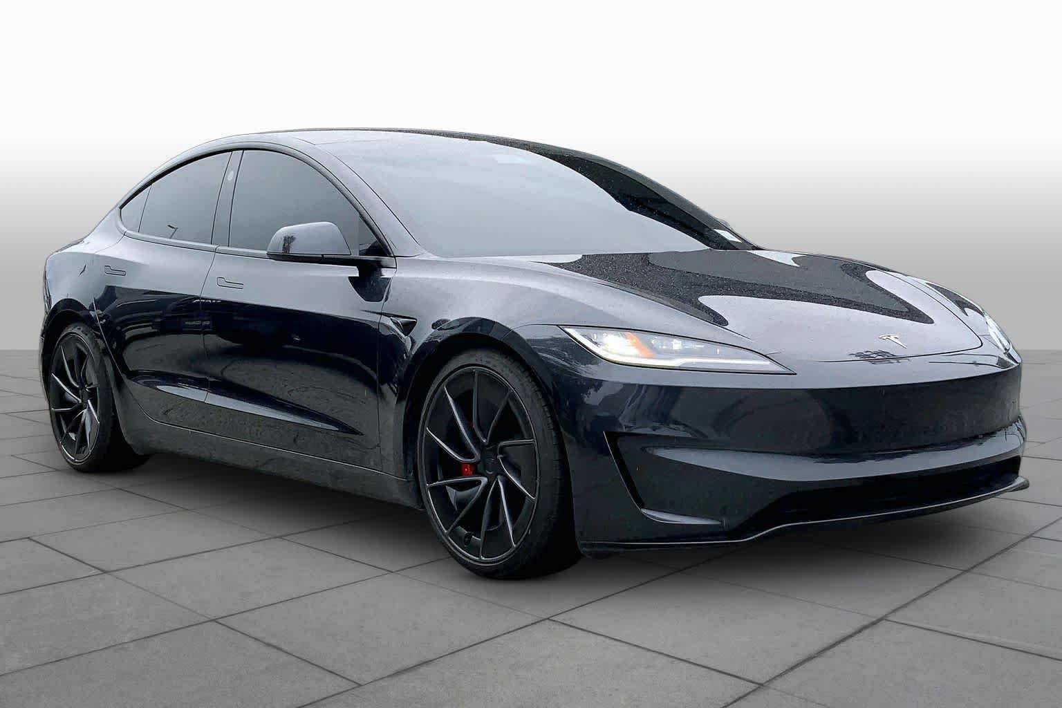 Used 2024 Tesla Model 3 Performance AWD/4WD image 2