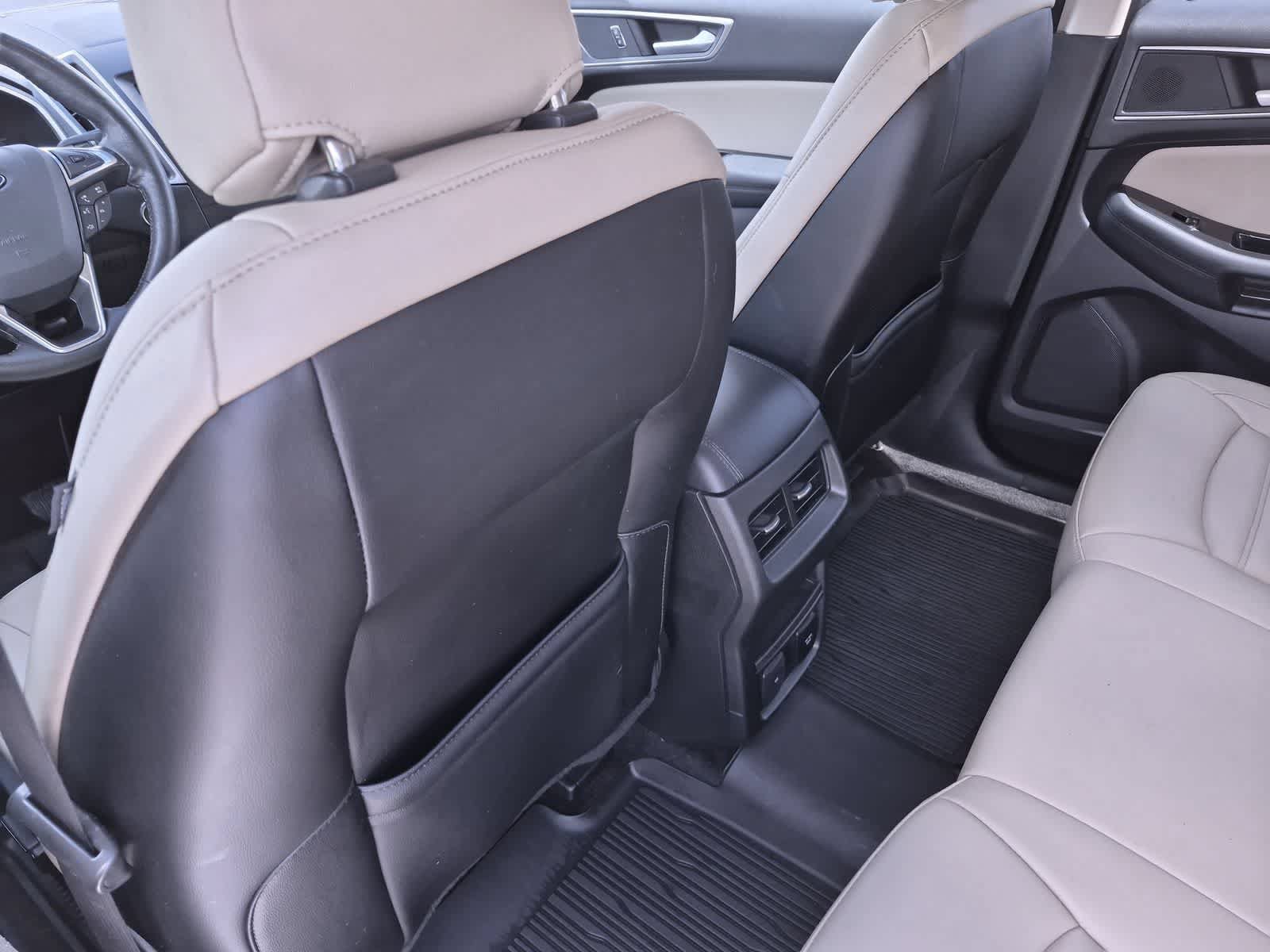 Used 2019 Ford Edge SEL w/ Equipment Group 201A FWD image 18
