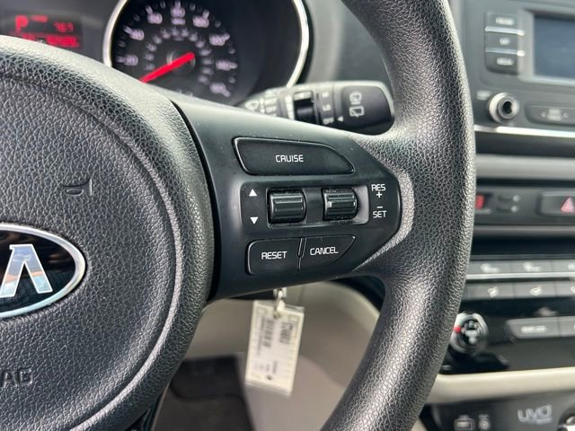 Used 2016 Kia Sedona LX w/ LX Convenience Package image 23