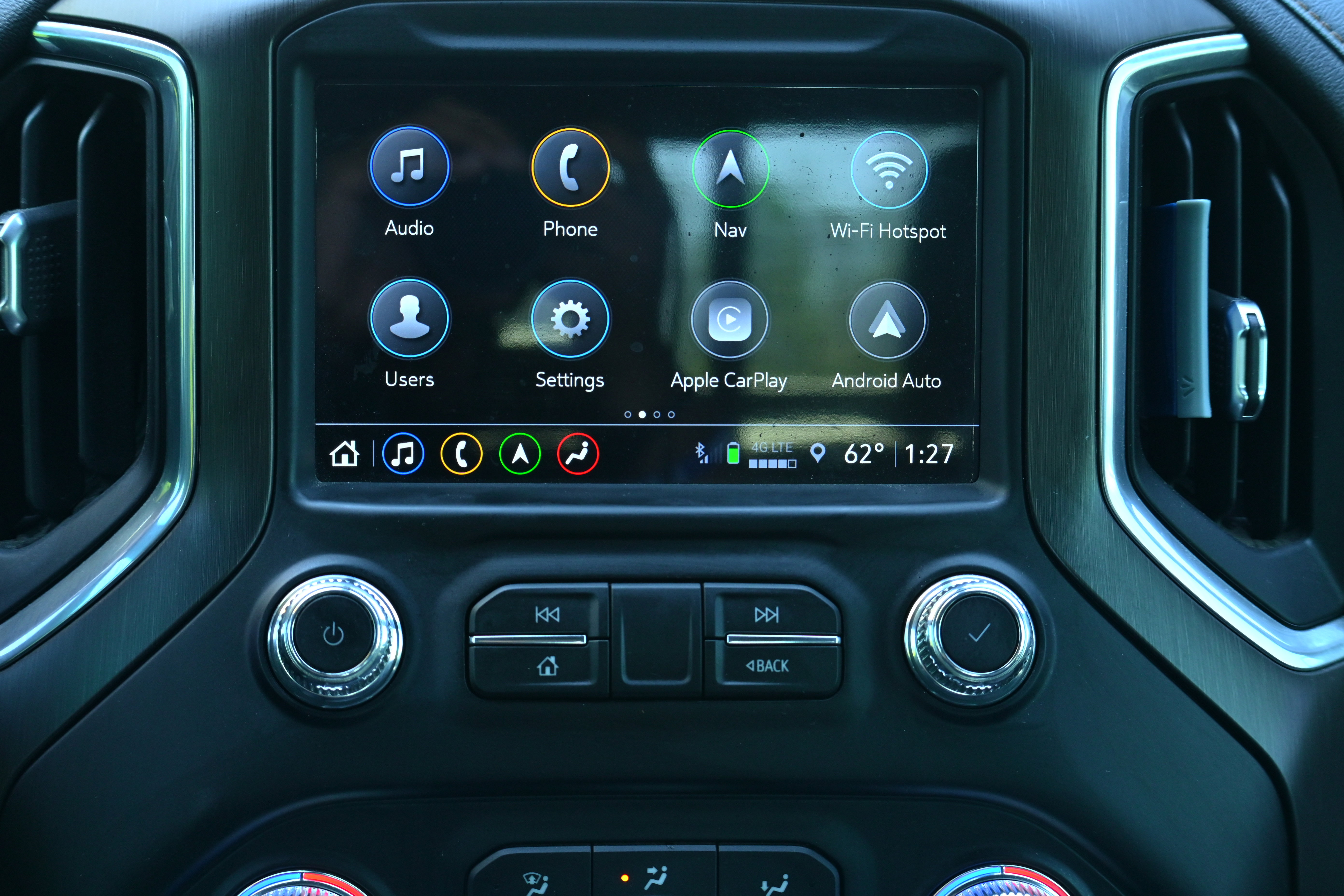 Used 2022 GMC Sierra 2500 AT4 w/ AT4 Preferred Package image 17