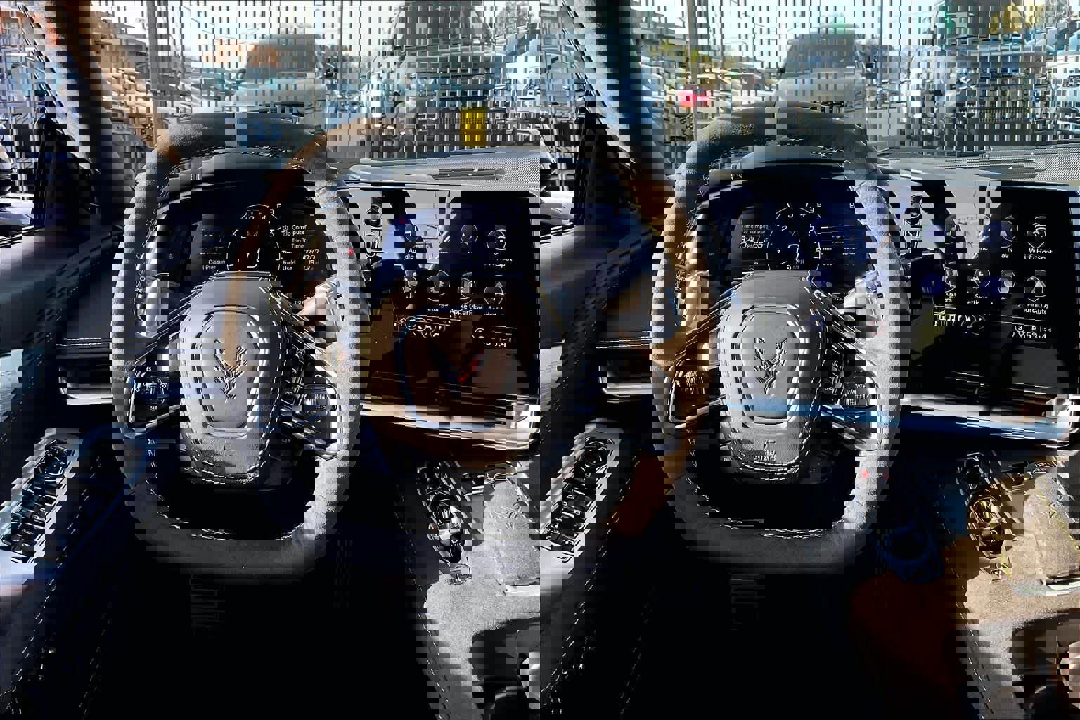 Used 2022 Chevrolet Corvette Stingray Premium Conv w/ Z51 Performance Package image 7