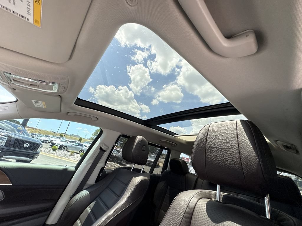 Used 2020 Mercedes-Benz GLS 450 4MATIC image 28