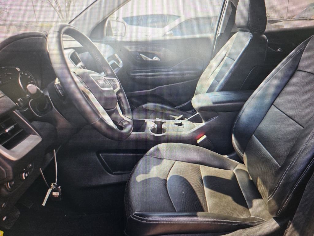 Used 2023 GMC Terrain SLT image 6