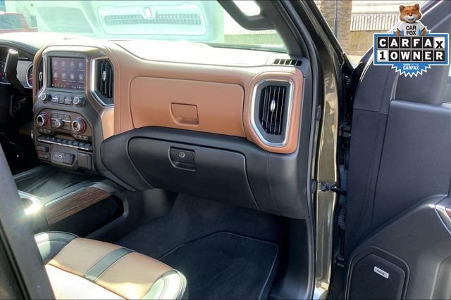 Used 2022 Chevrolet Silverado 2500 High Country w/ Technology Package image 16
