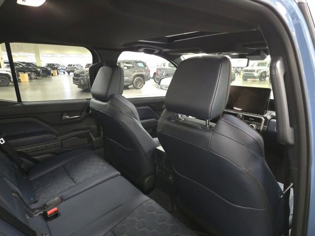 New 2026 Toyota 4Runner Platinum AWD/4WD image 11