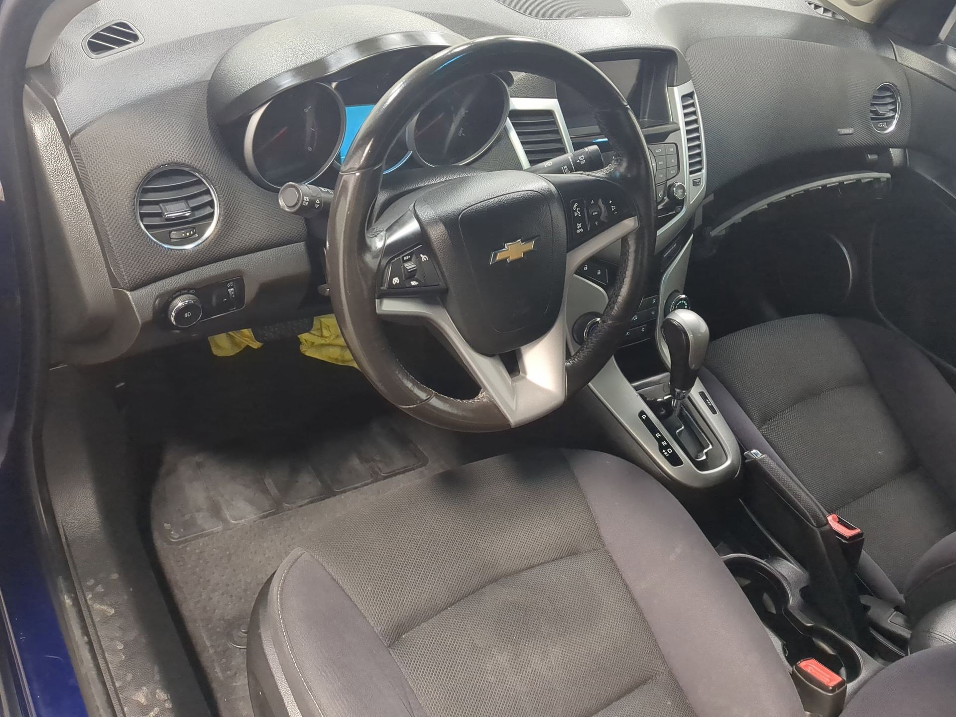 Used 2013 Chevrolet Cruze Eco image 11