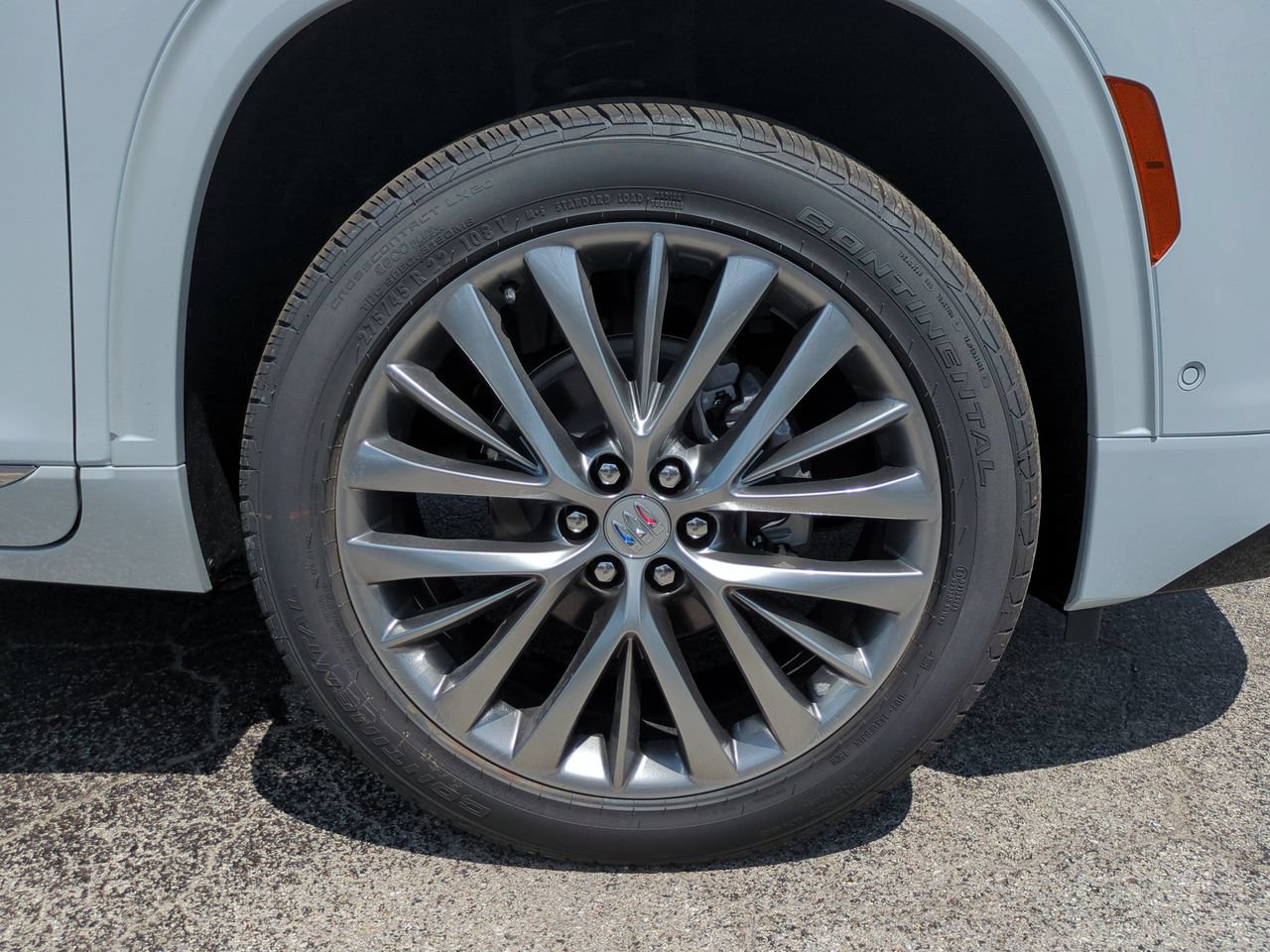 New 2026 Buick Enclave Avenir w/ Super Cruise Package FWD image 10