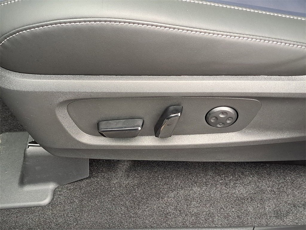 New 2026 INFINITI QX60 Sport w/ Dark Cargo Package image 13