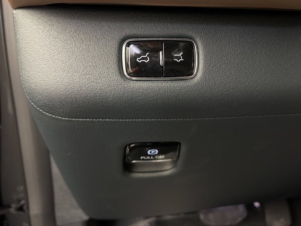 New 2025 Lincoln Navigator Black Label AWD/4WD image 26