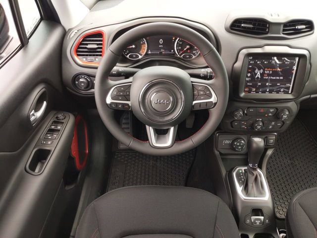 Used 2023 Jeep Renegade Trailhawk w/ Trailer Tow Group AWD/4WD image 17