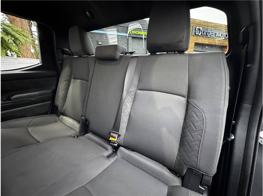 Used 2025 Toyota Tacoma SR5 AWD/4WD image 16