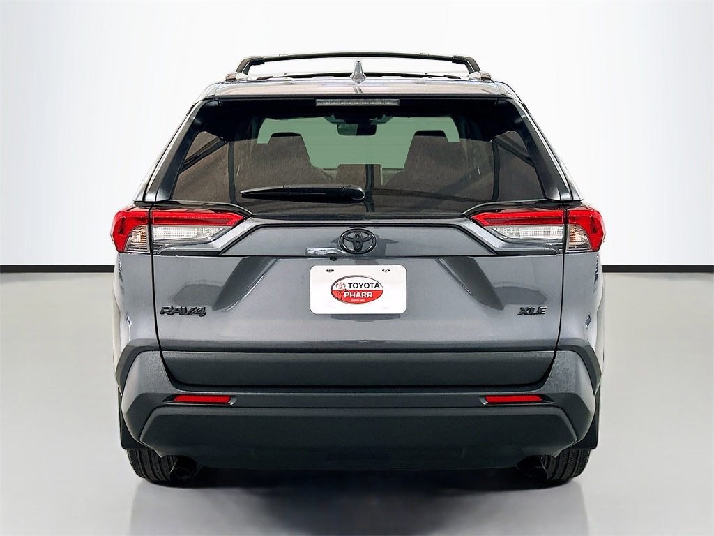 Used 2025 Toyota RAV4 XLE Premium image 5