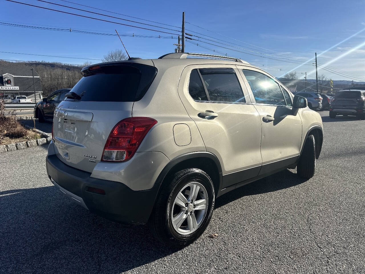 Used 2016 Chevrolet Trax LT AWD/4WD image 6