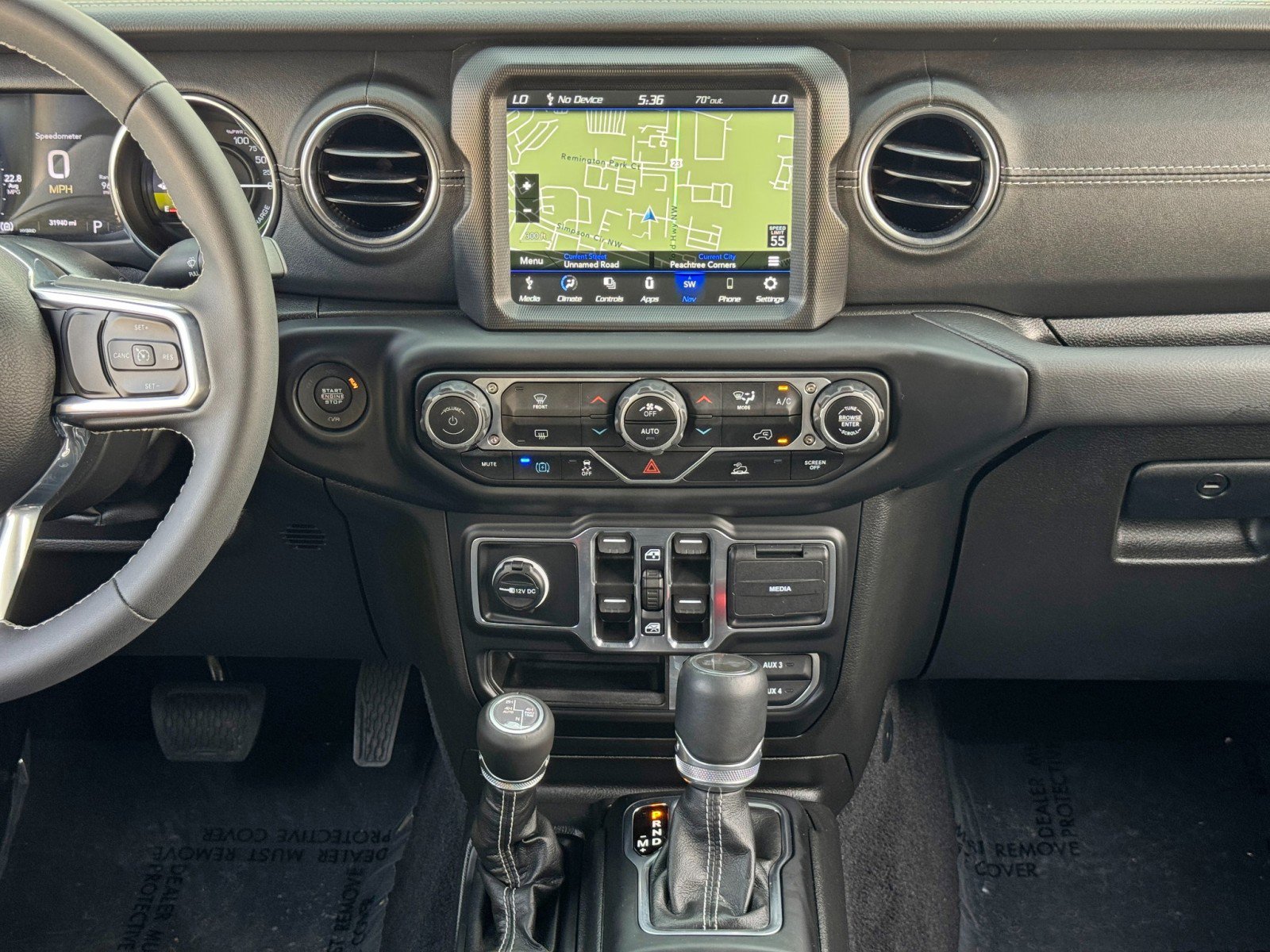 Used 2023 Jeep Wrangler Unlimited Sahara AWD/4WD image 22