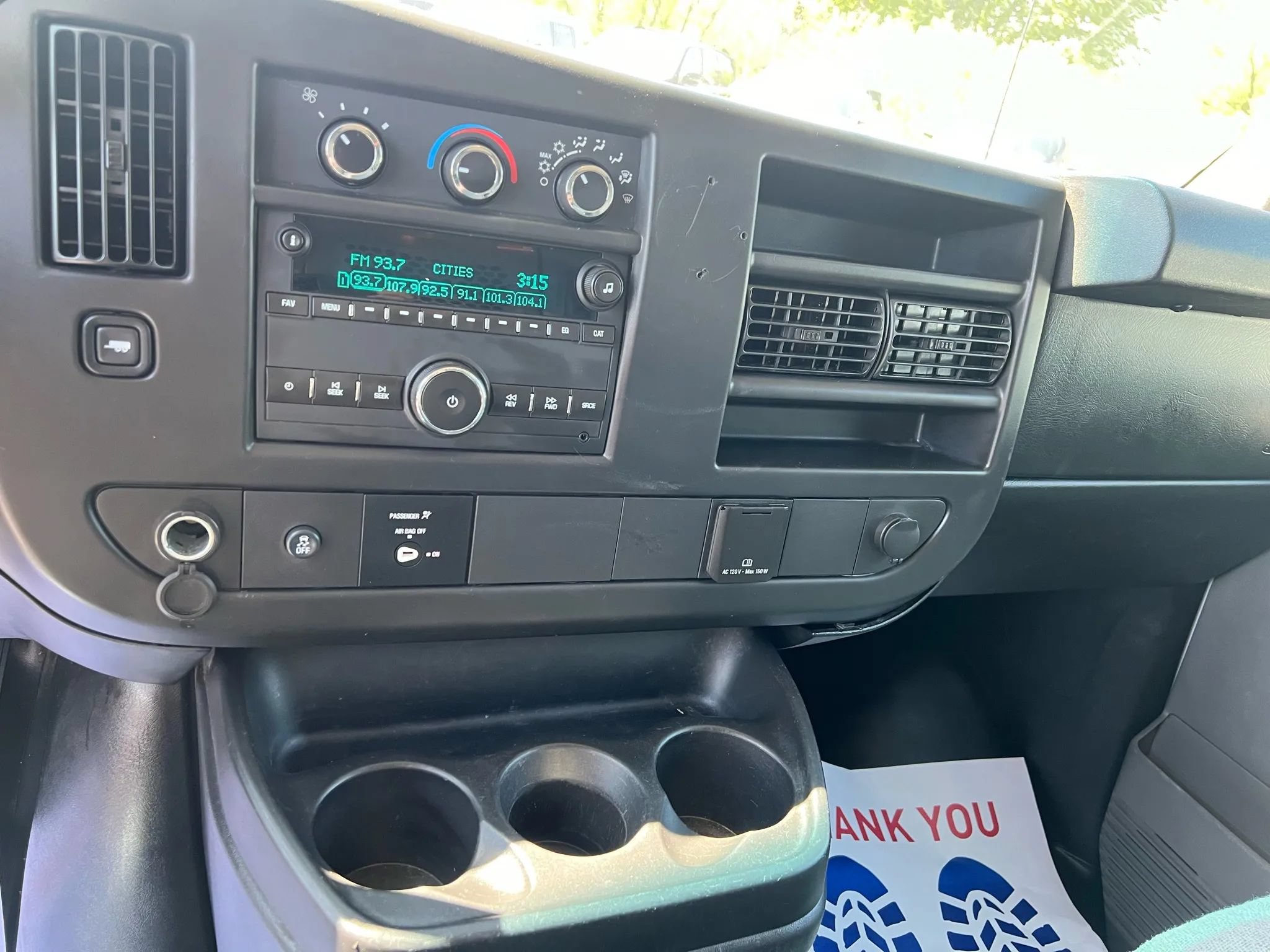 Used 2015 Chevrolet Express 2500 RWD image 13