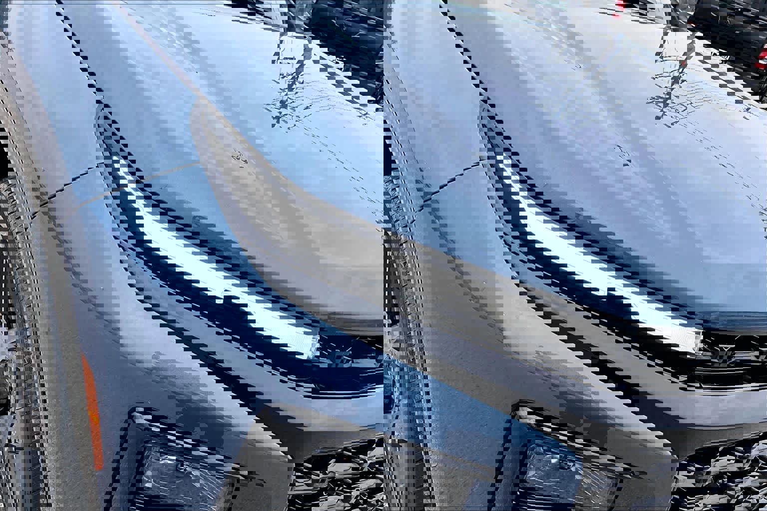 Used 2024 Chevrolet Traverse RS image 27