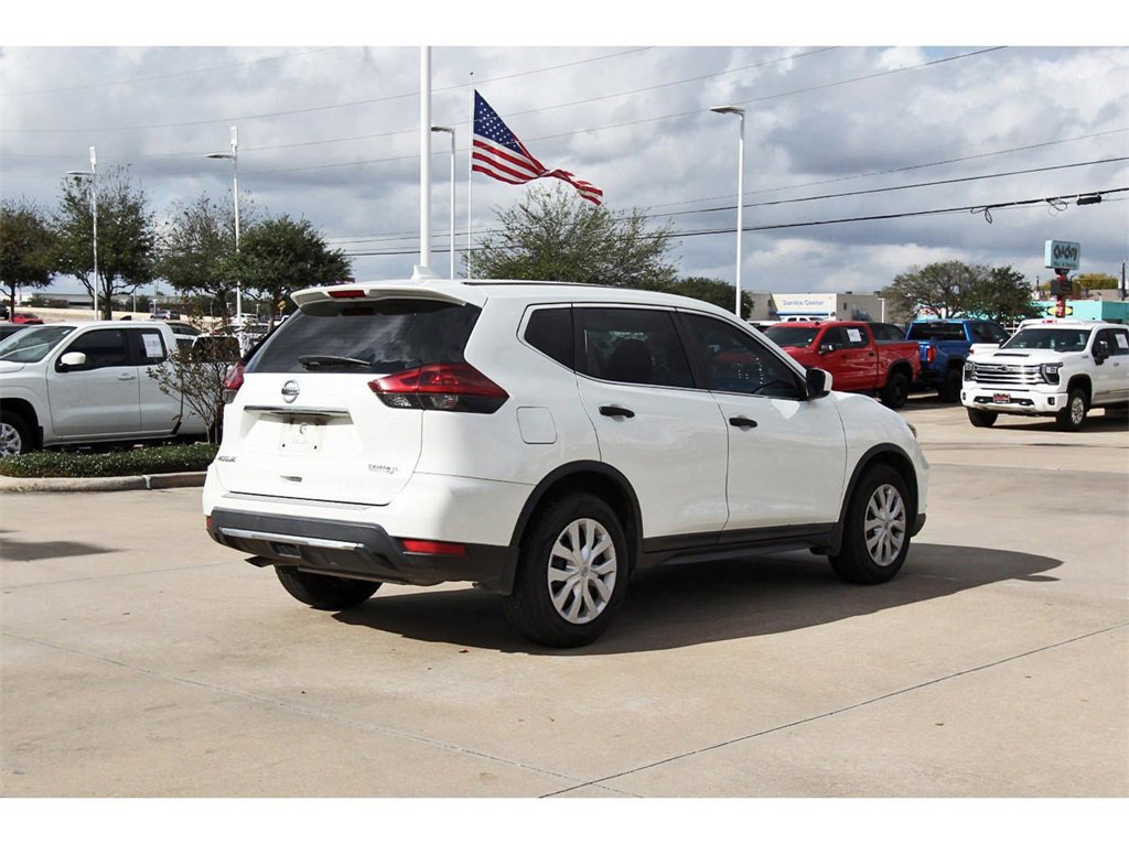 Used 2020 Nissan Rogue S image 6
