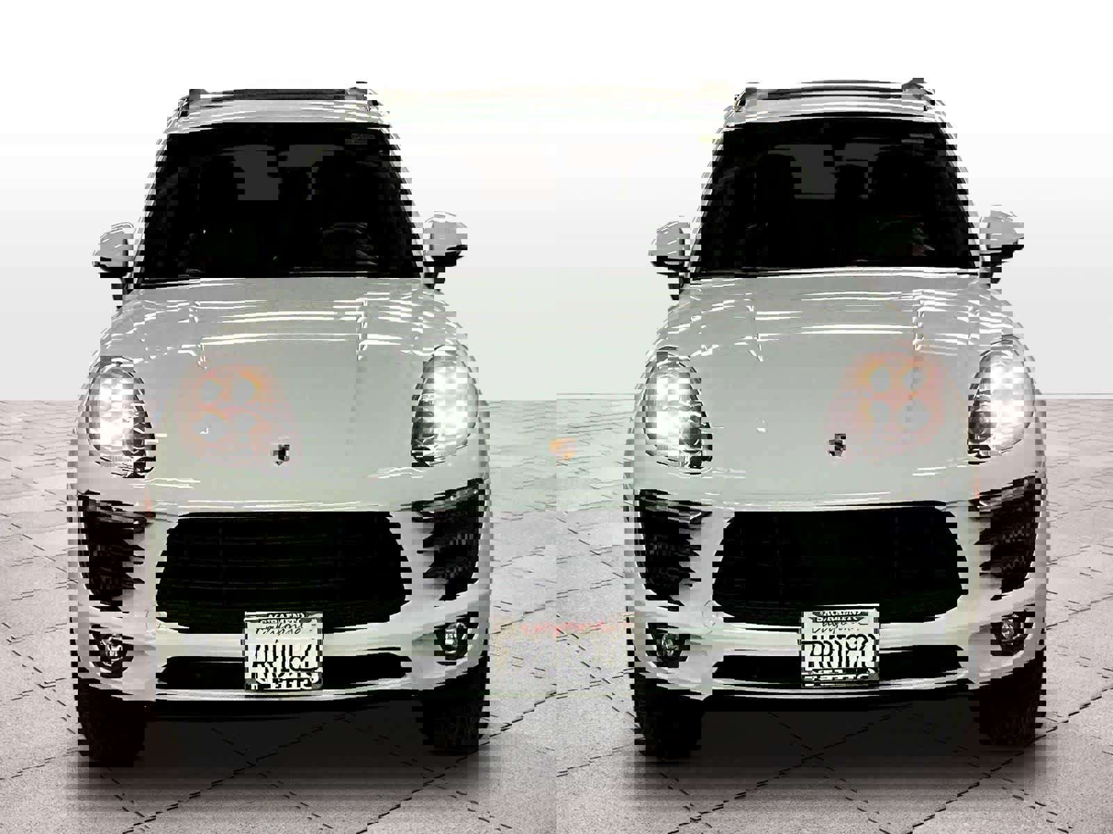 Used 2016 Porsche Macan S image 3