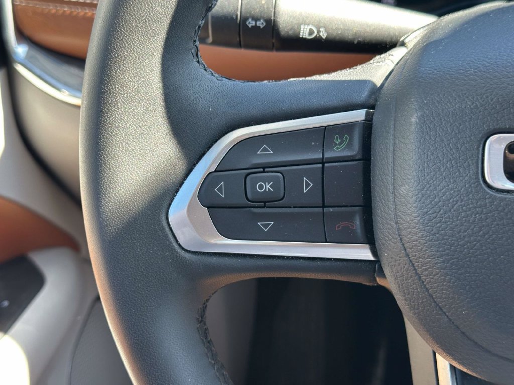 Used 2024 Jeep Compass Limited AWD/4WD image 22