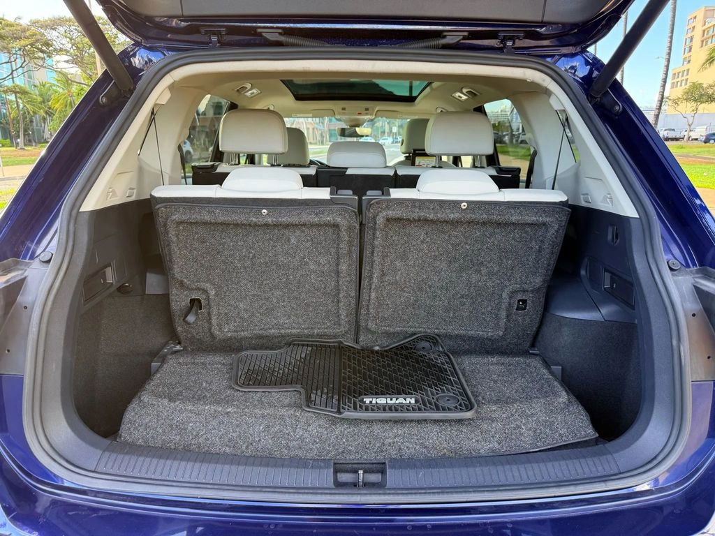 Used 2021 Volkswagen Tiguan SEL image 21