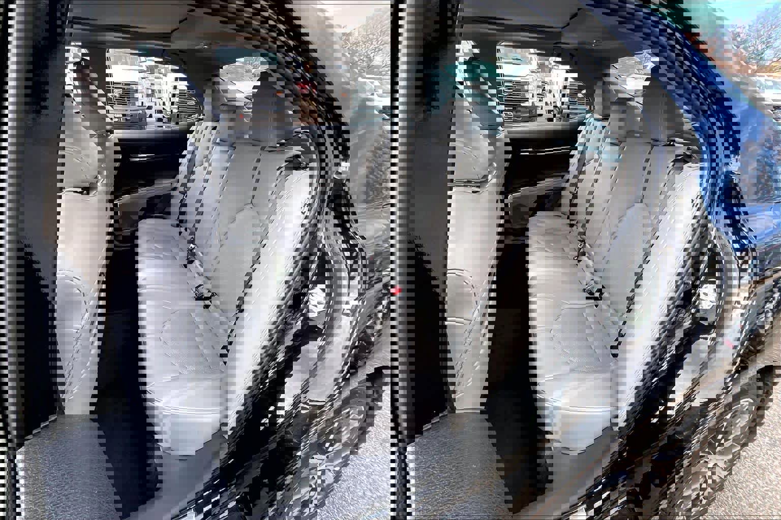 Used 2024 Toyota Camry XLE w/ Navigation Package image 21