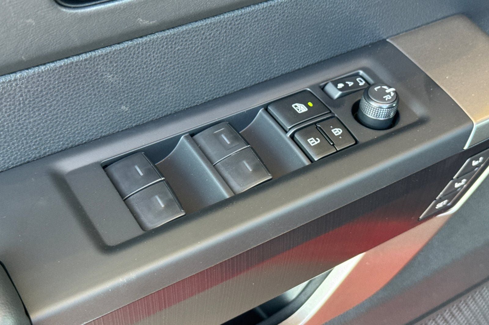 New 2026 Toyota Tundra Platinum AWD/4WD image 13