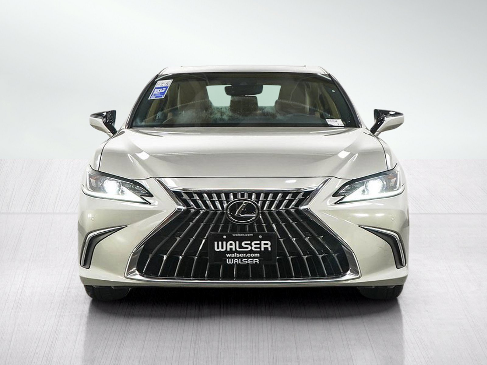 Used 2024 Lexus ES 350 w/ Premium Package FWD image 8