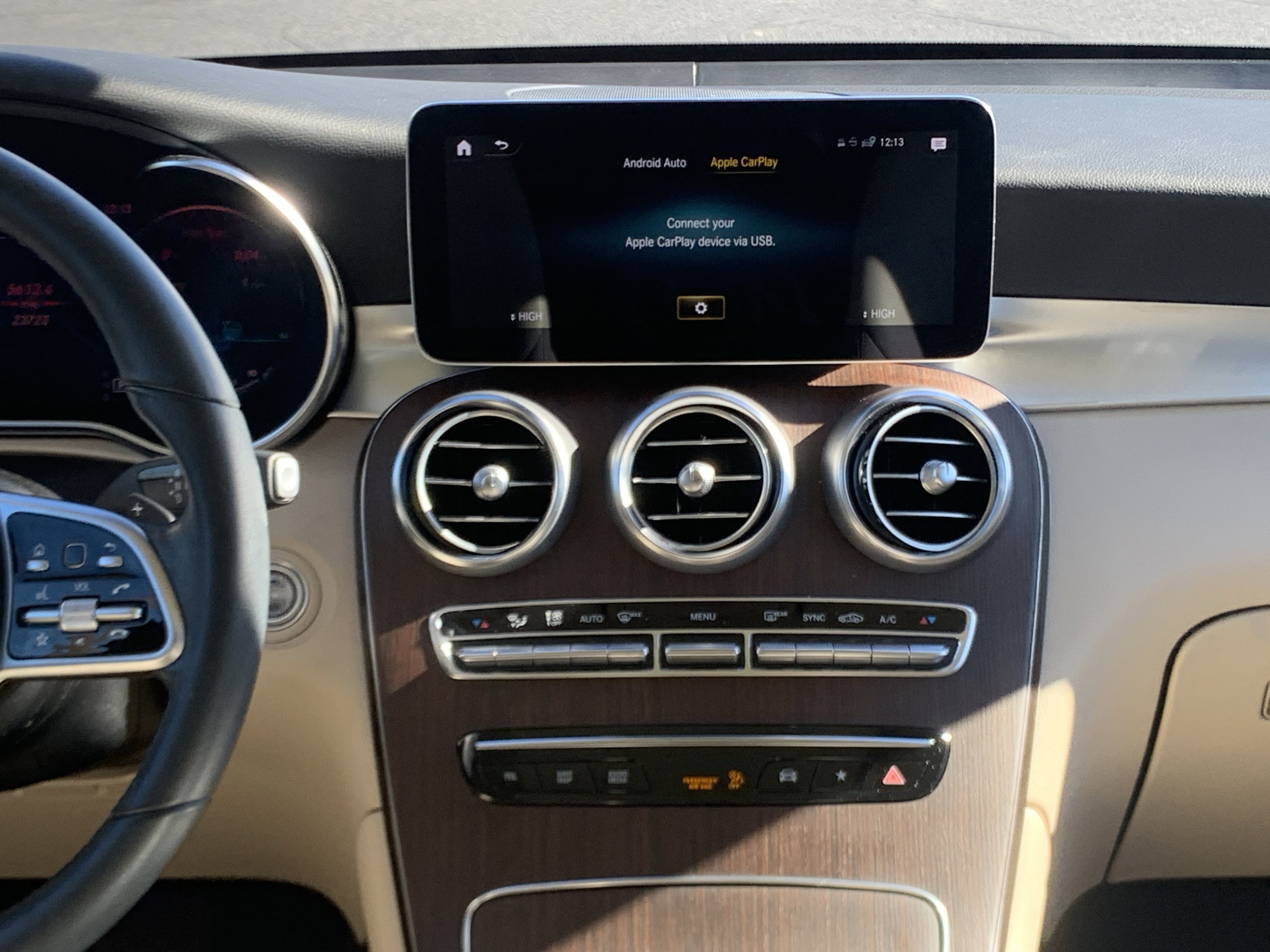 Used 2022 Mercedes-Benz GLC 300 4MATIC image 31