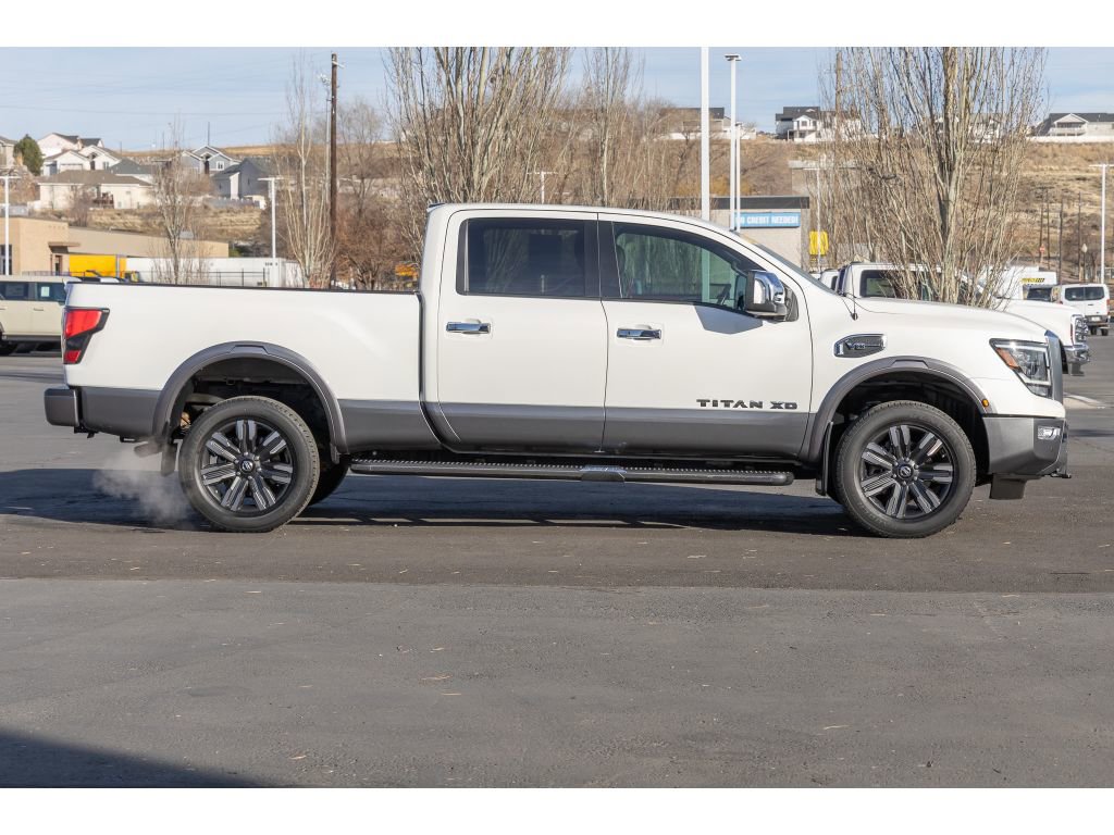 Used 2021 Nissan Titan Platinum Reserve w/ Moonroof Package image 2